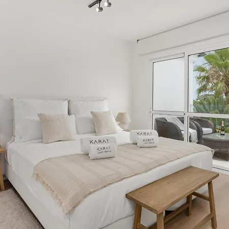 Karat Caleta Golf Views